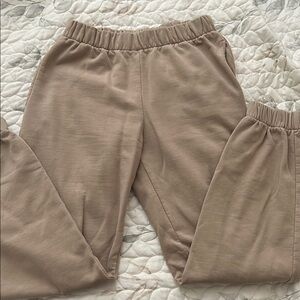Brandy Melville Tan Sweatpants Relaxed Fit